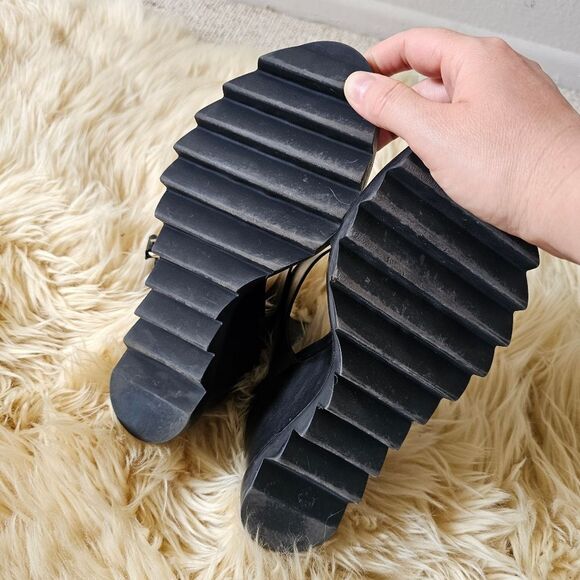 Tamara Mellon Black Leather Slingback Sandal Heels Size 40 - Picture 10 of 10